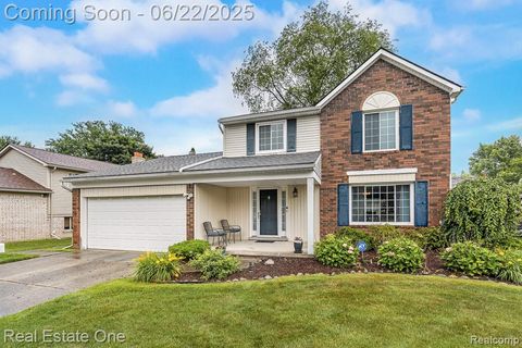 Photo of 42514 Freeport Drive, Sterling Heights City, MI 48313 (MLS # 20251009517) Photo of 42514 Freeport Drive, Sterling Heights City, MI 48313 (MLS # 20251009517)
