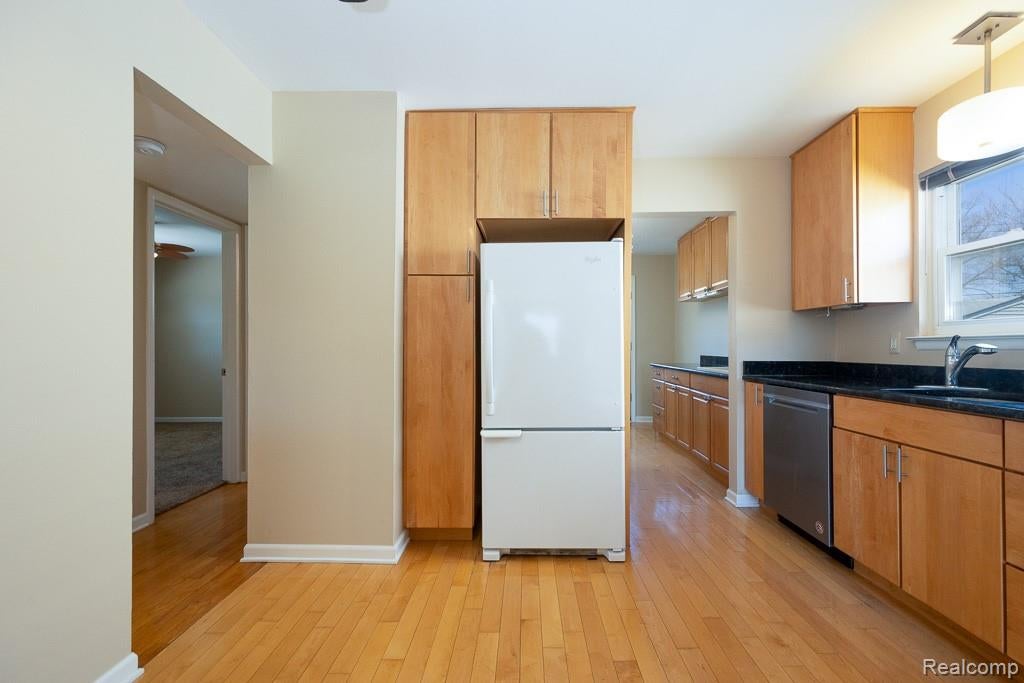 304 TECUMSEH Street