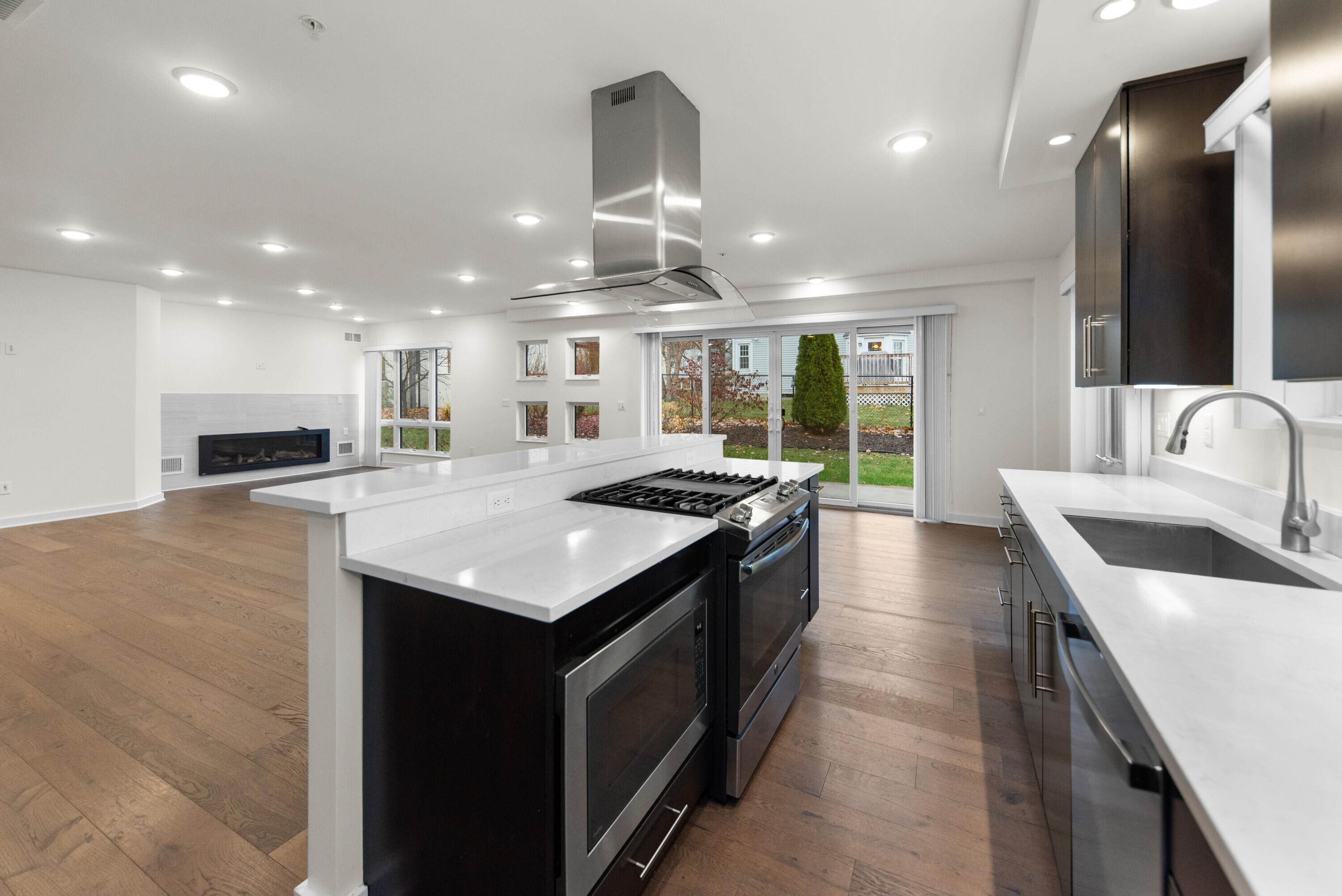 462 W Stadium Boulevard