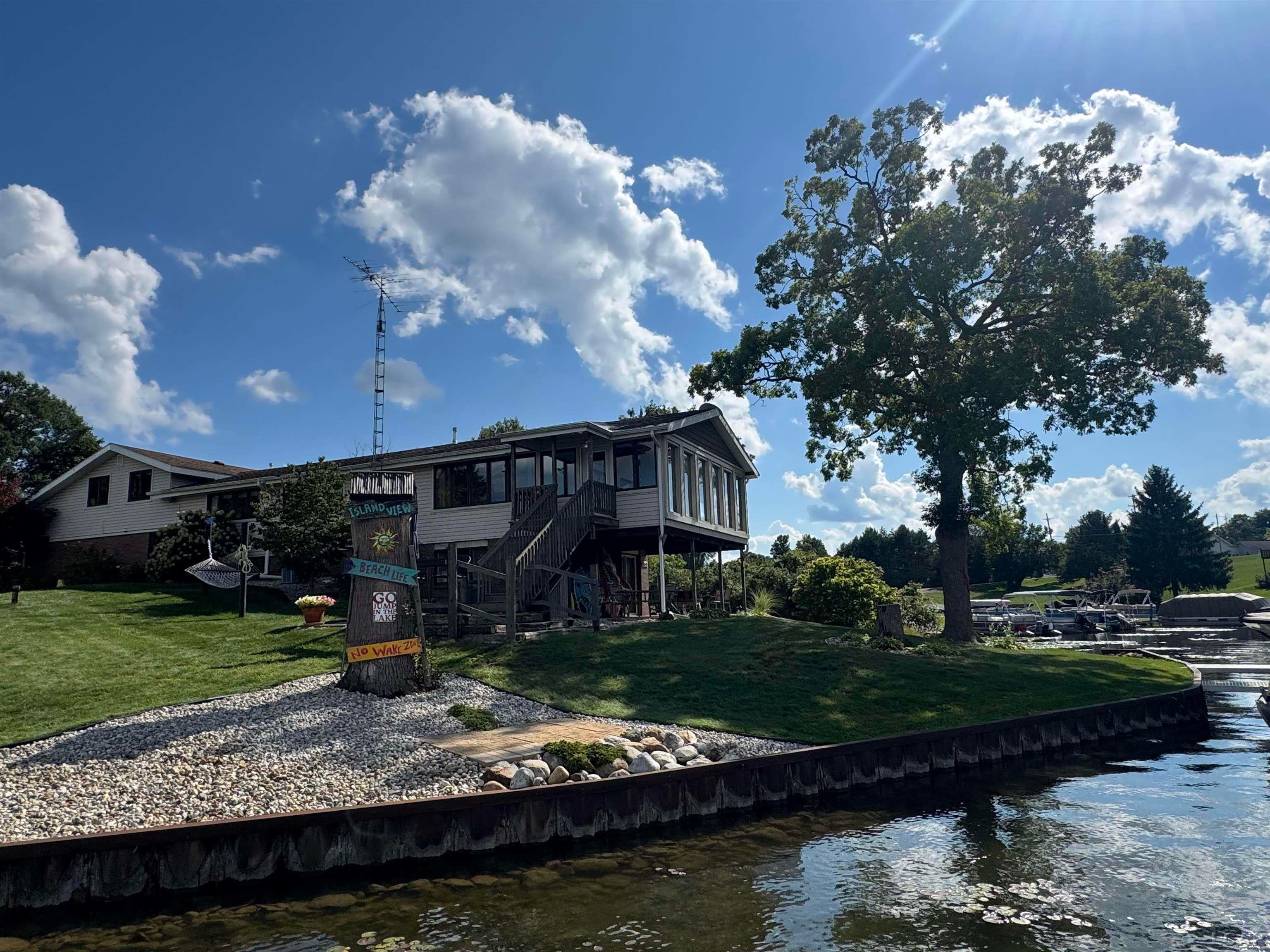 11262 Sauk Lane