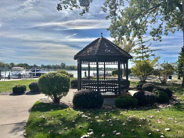 2465 Riverside Drive 212