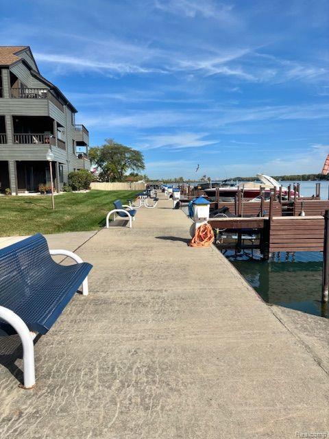 2465 Riverside Drive 212