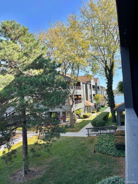 2465 Riverside Drive 212