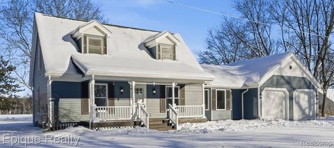 8680 Oak Hill Road Groveland Township MI 48348