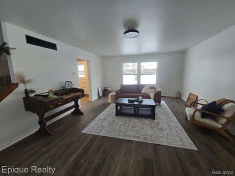 8680 Oak Hill Road Groveland Township MI 48348