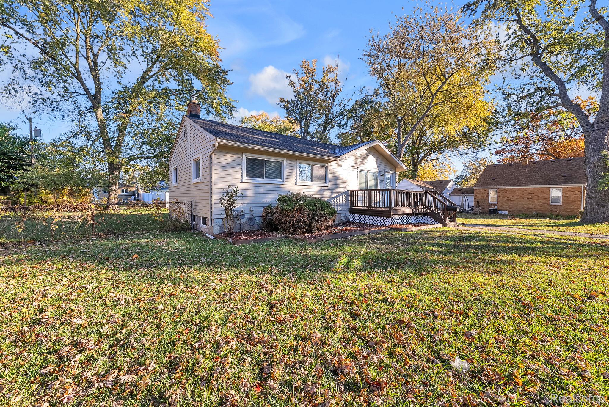 31450 AVONDALE Street