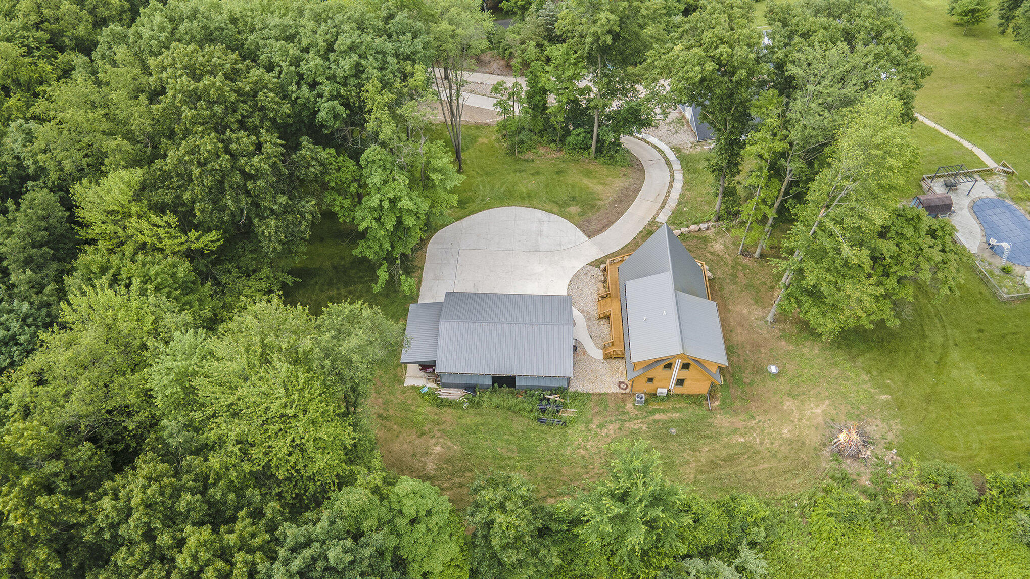 Ross Township, Michigan 49012, United States, 4 Bedrooms Bedrooms, ,3 BathroomsBathrooms,Residential,Active,157659