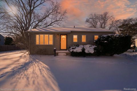 819 Southwood Drive Fenton City MI 48430