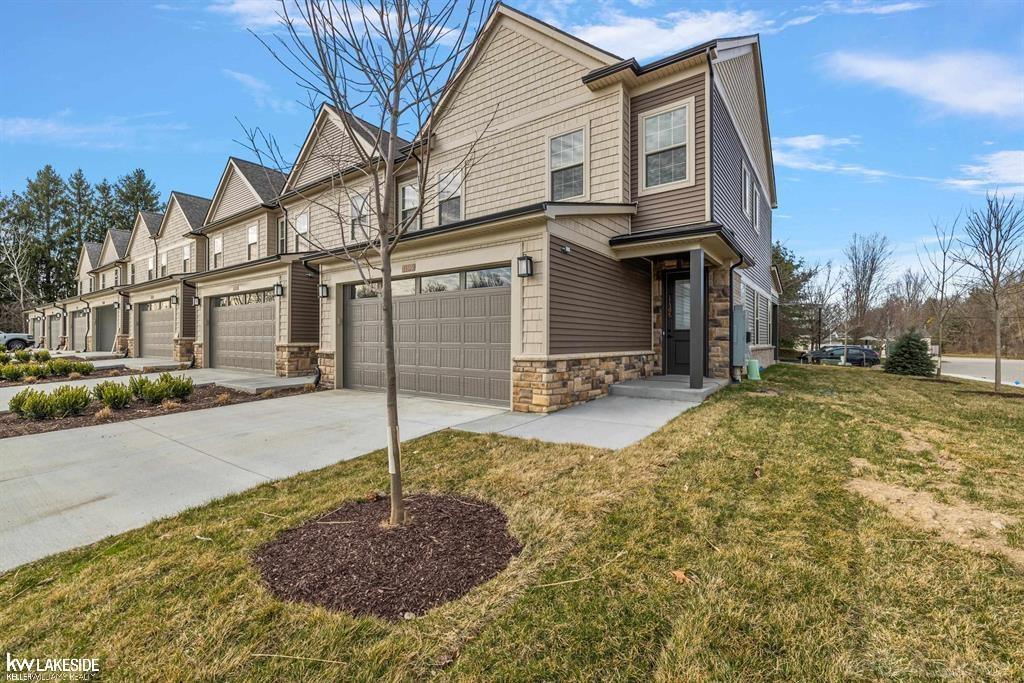 11371 Iziks Way