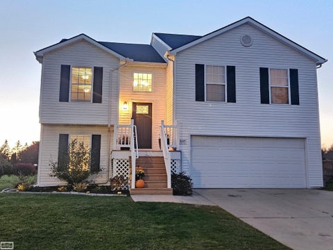 Photo of 3085 Elk Creek Drive, Swartz Creek City, MI 48473 (MLS # 58050224191)
