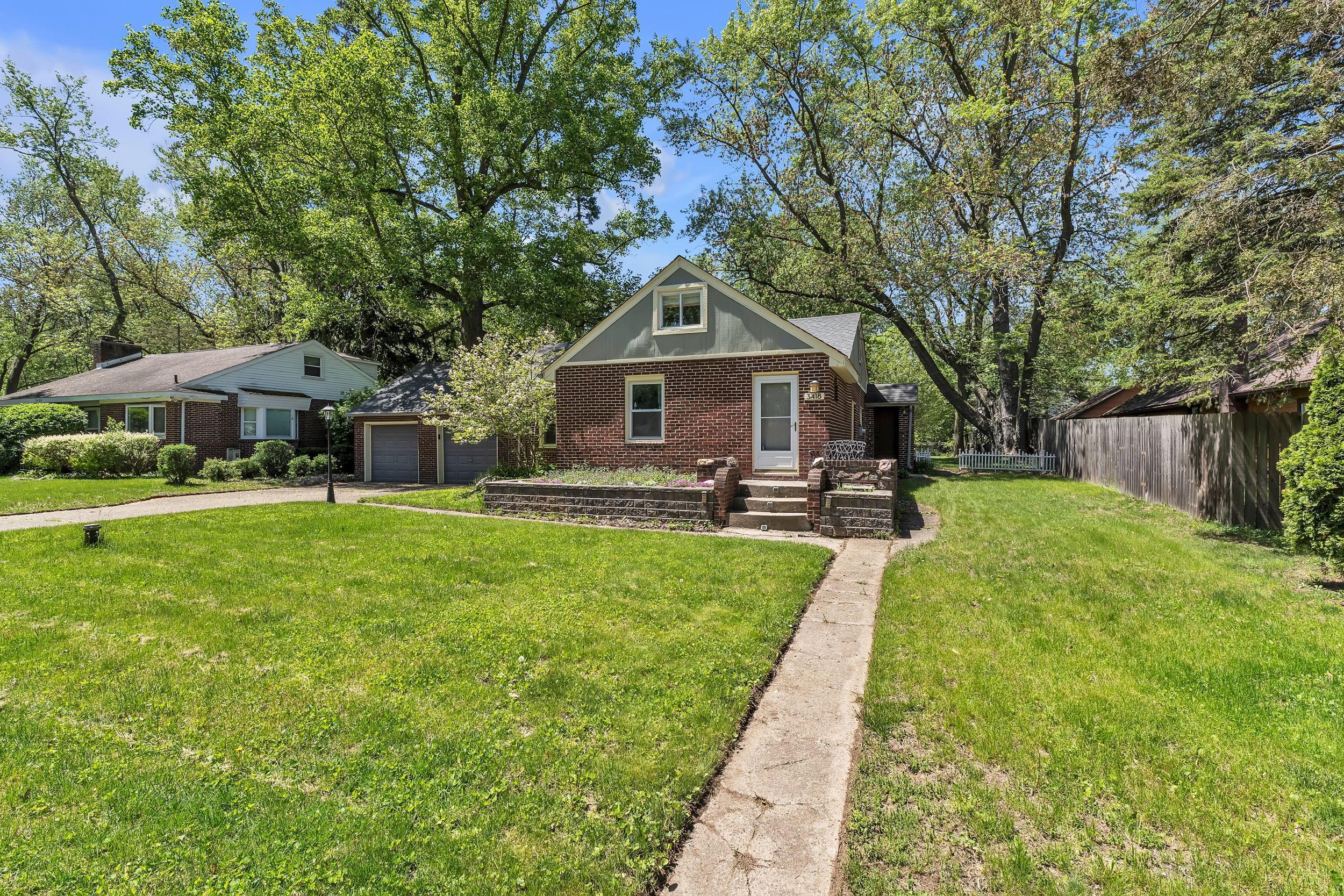 3418 FIELDVIEW Avenue