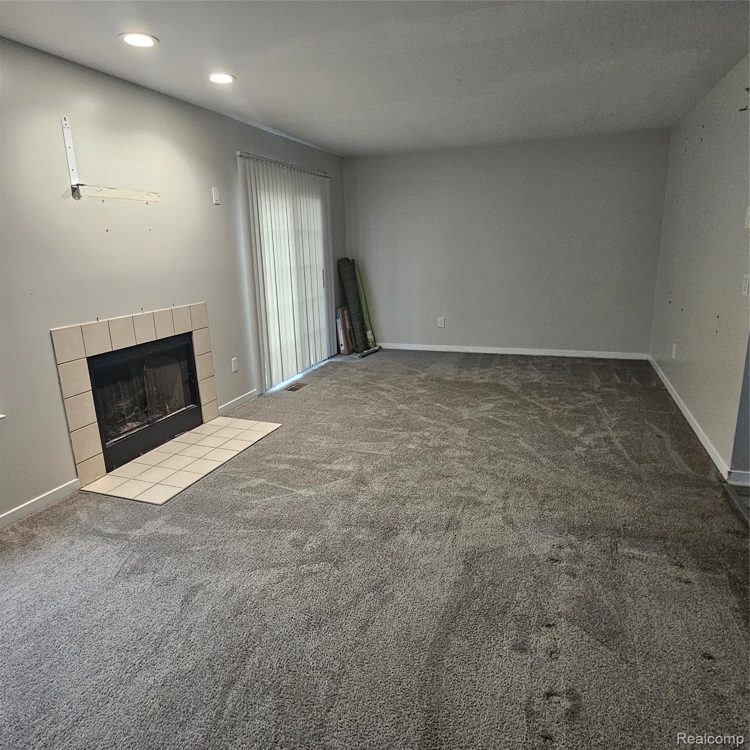 215 Oak Ridge Drive
