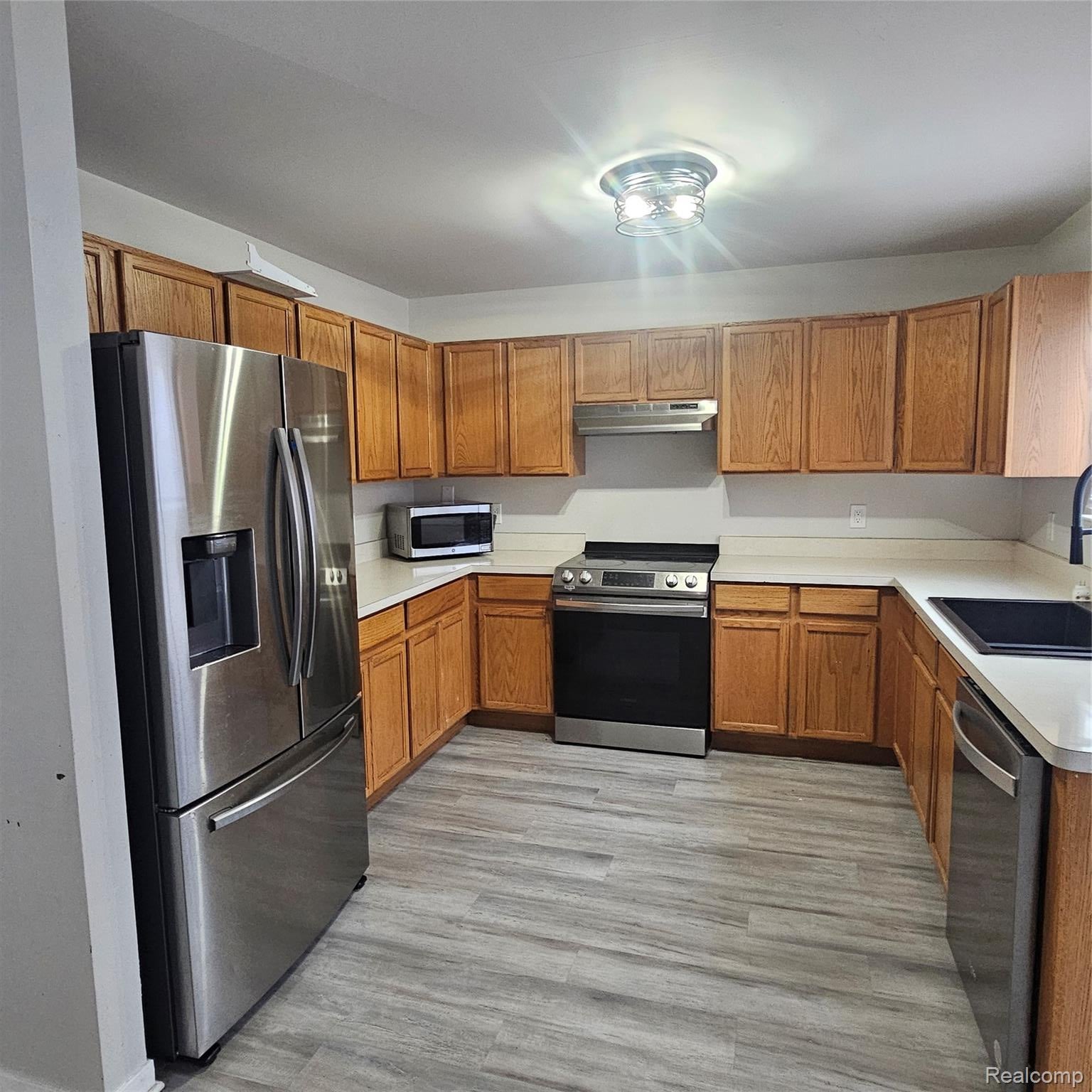 215 Oak Ridge Drive