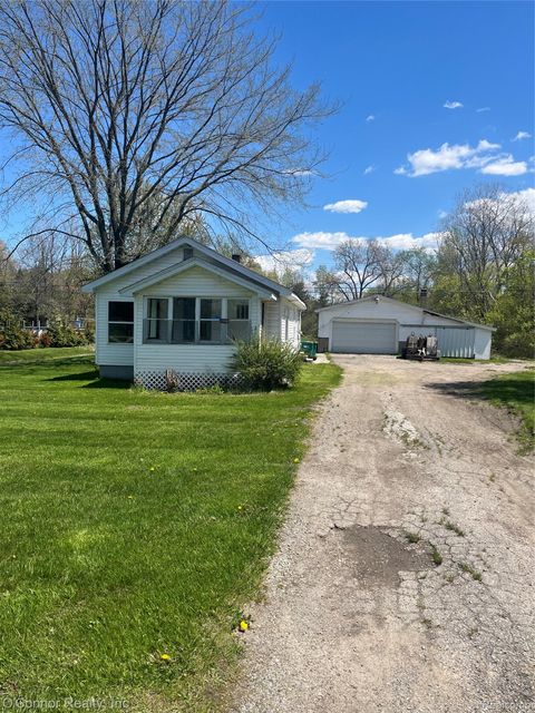 1908 Range Road Port Huron Charter Township MI 48060