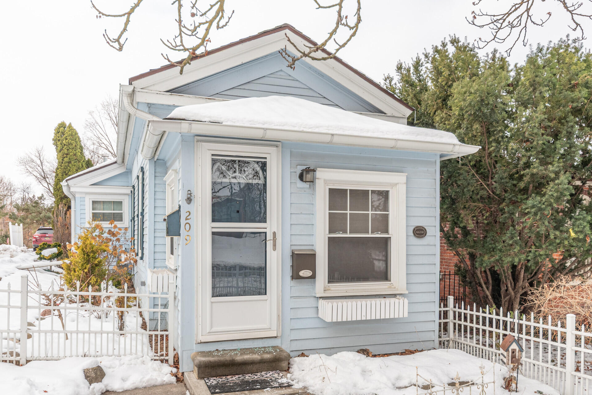 209 N Ann Arbor Street