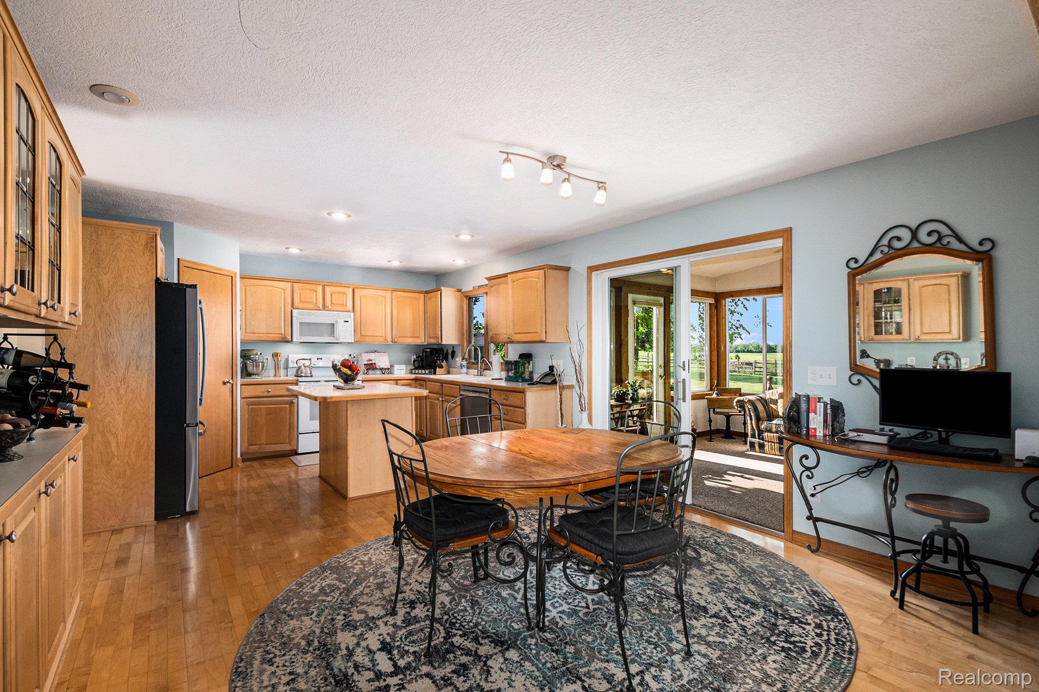 Sciota Township, Michigan 48848, United States, 3 Bedrooms Bedrooms, ,3 BathroomsBathrooms,Residential,Coming Soon,222005