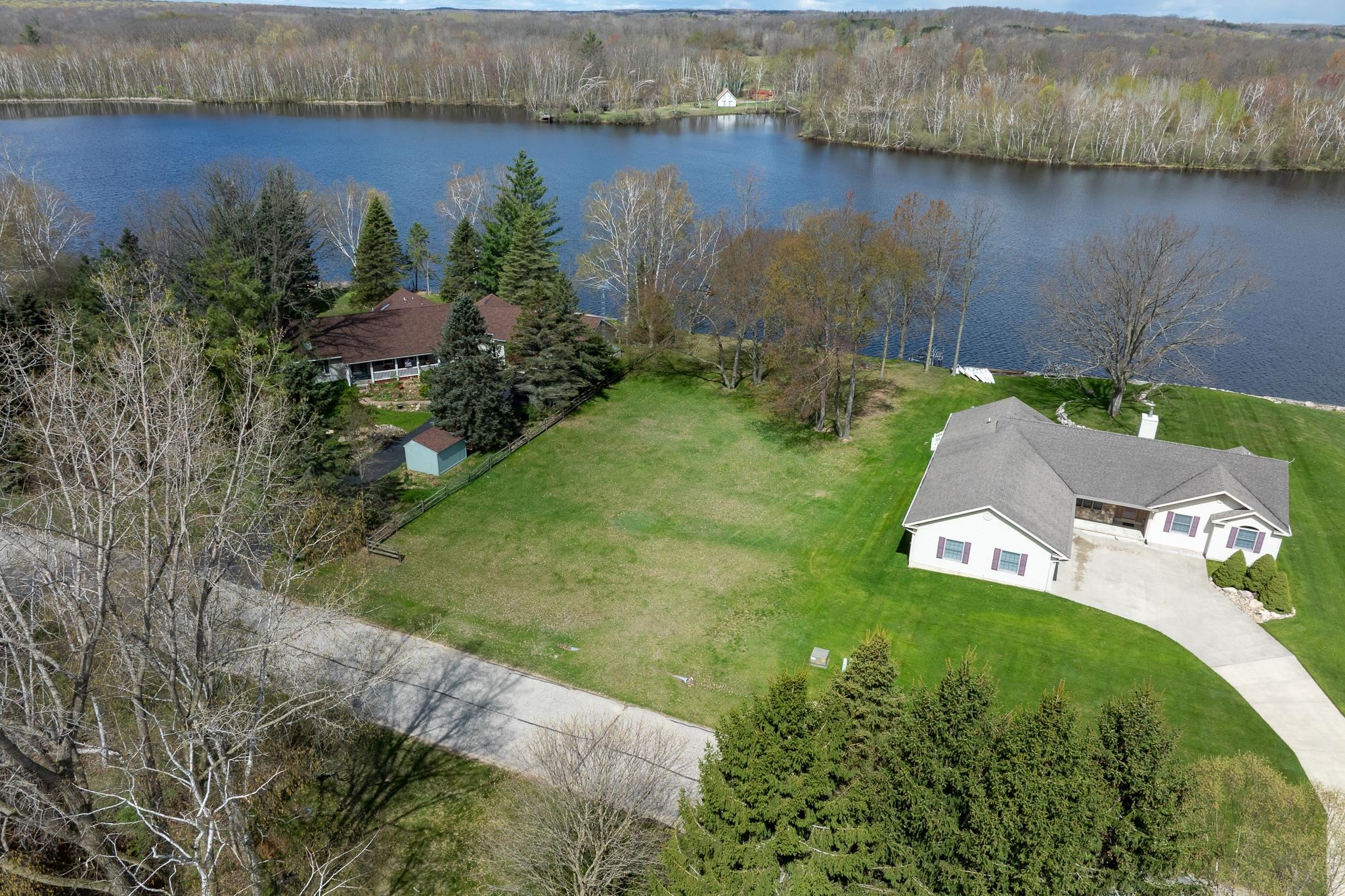 1286 Queensway Drive