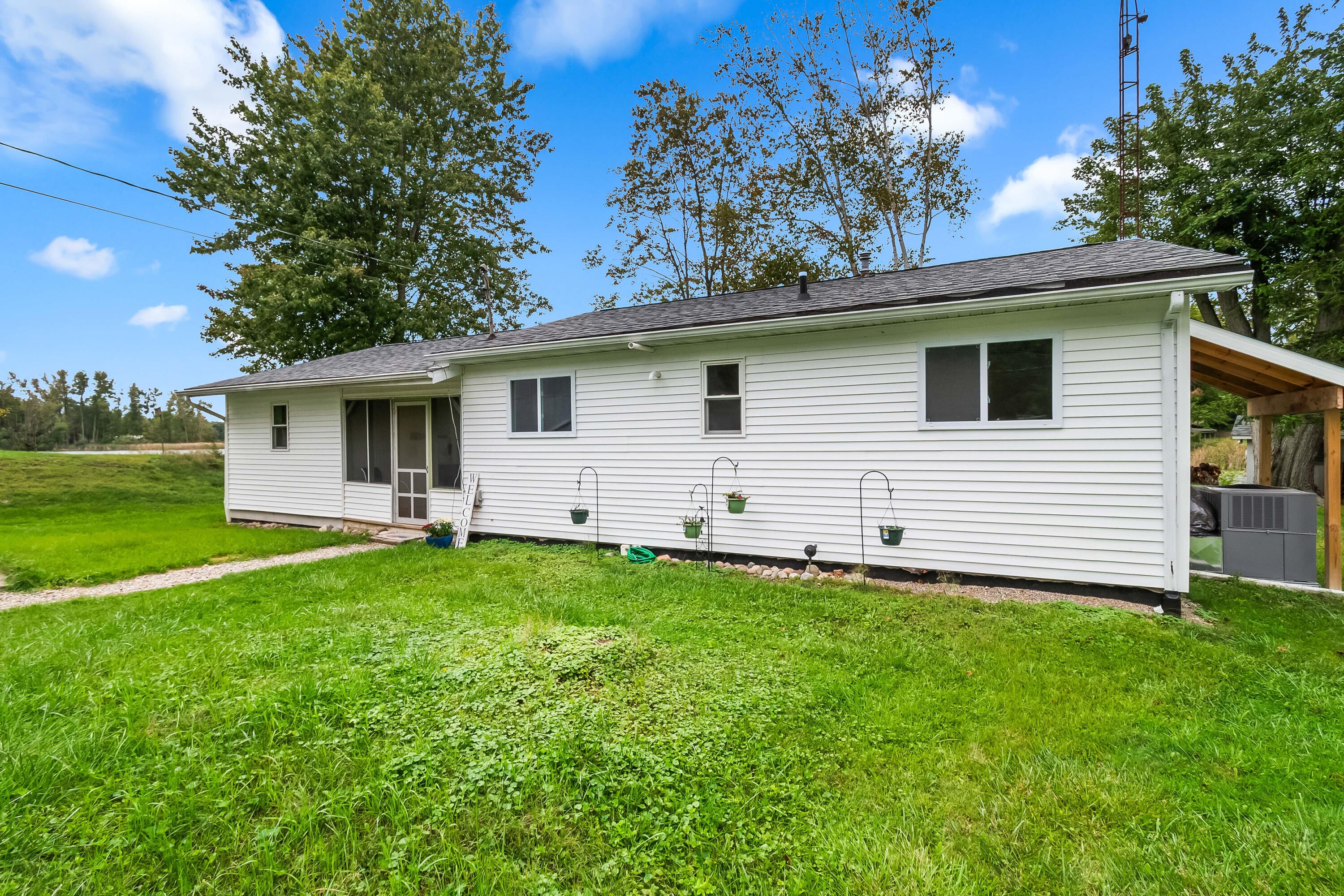 5406 Circle Drive