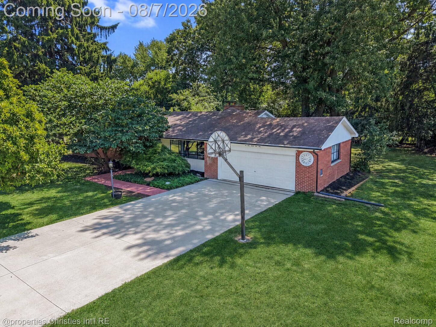 24711 Tudor Lane