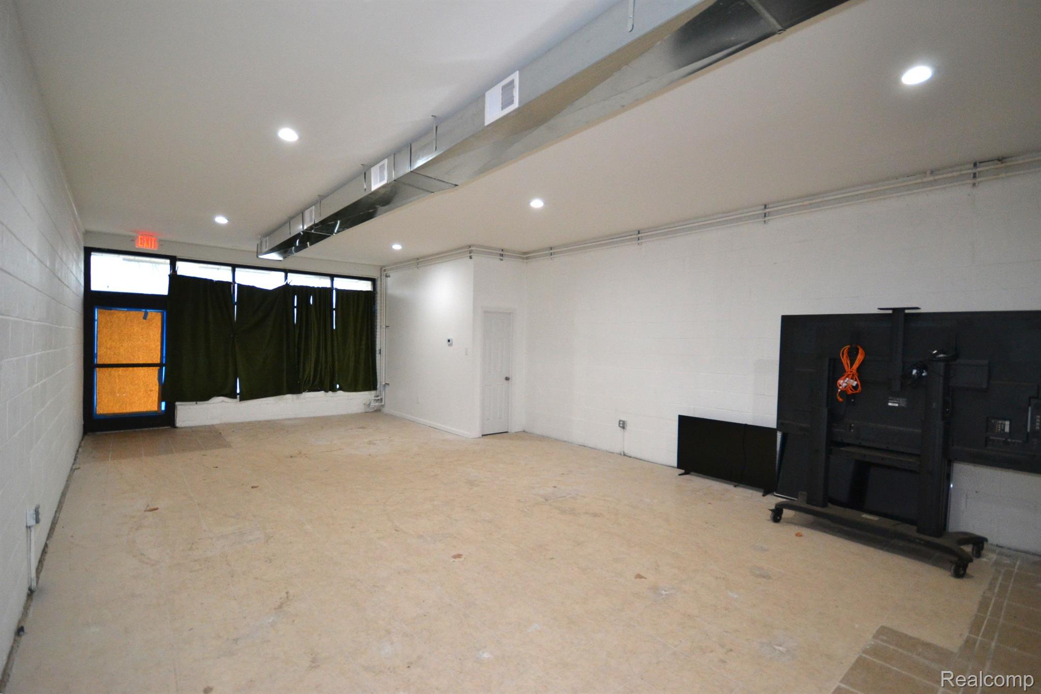 Hazel Park, Michigan 48030, United States, ,Residential,Active,25100