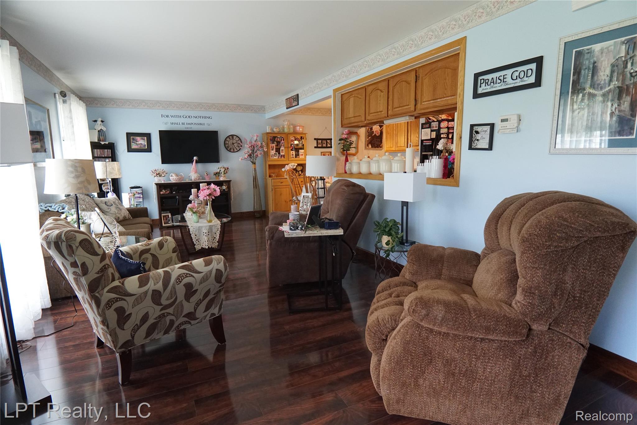 28382 Brookfield Court
