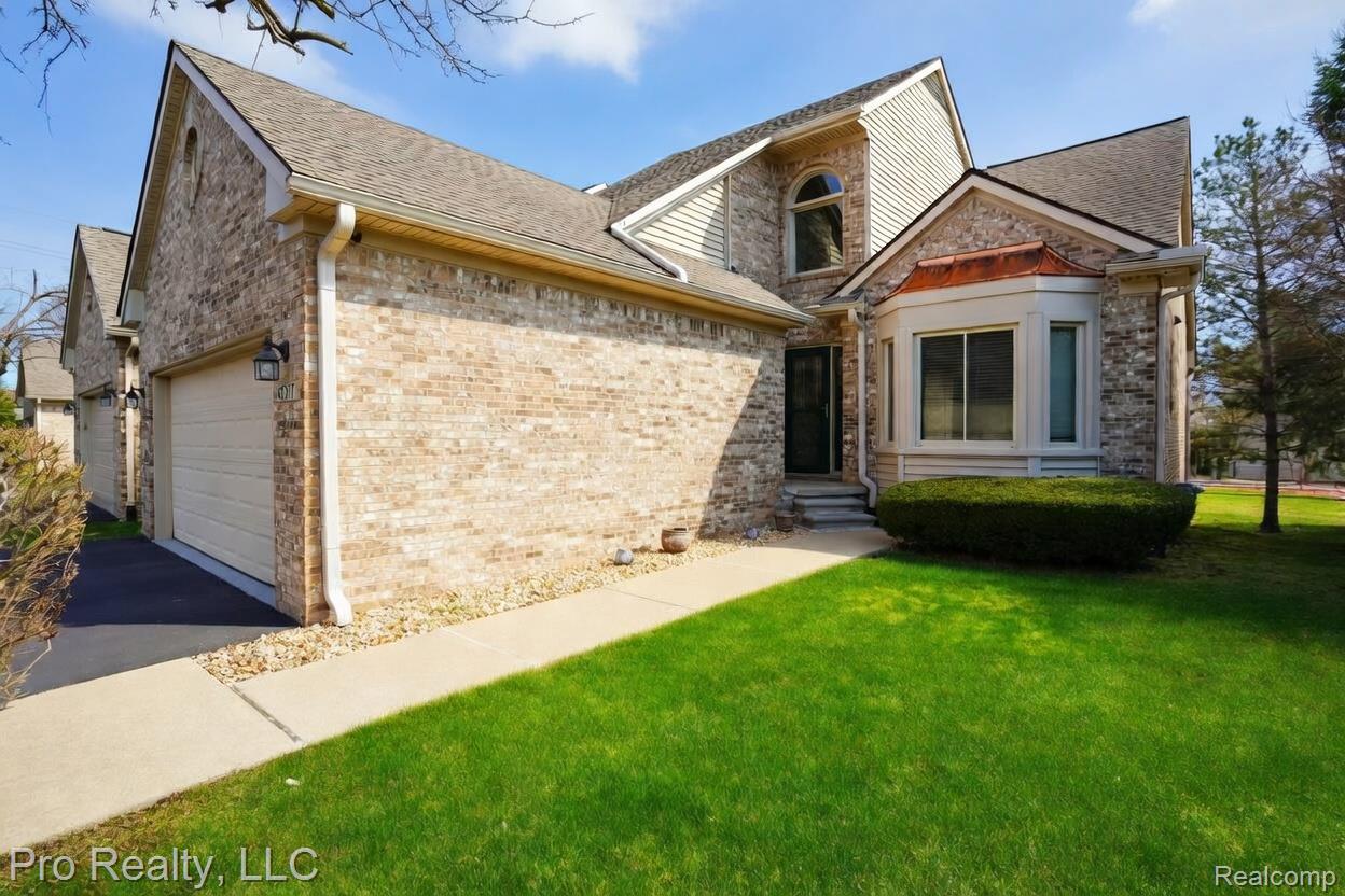 45317 Stonehedge Drive