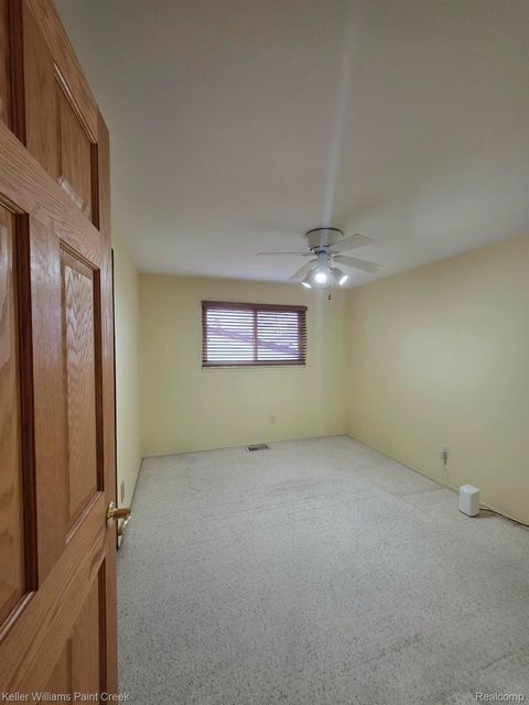 Tiny photo for 4714 Pickwick Drive, Sterling Heights City, MI 48310 (MLS # 20261021806)