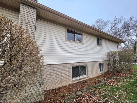 Tiny photo for 4714 Pickwick Drive, Sterling Heights City, MI 48310 (MLS # 20261021806)