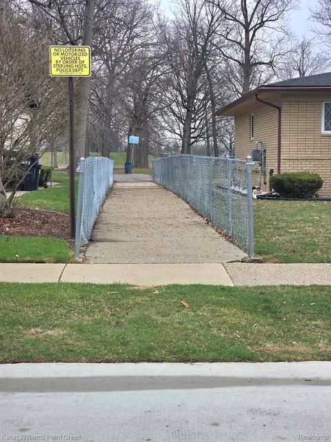 Tiny photo for 4714 Pickwick Drive, Sterling Heights City, MI 48310 (MLS # 20261021806)