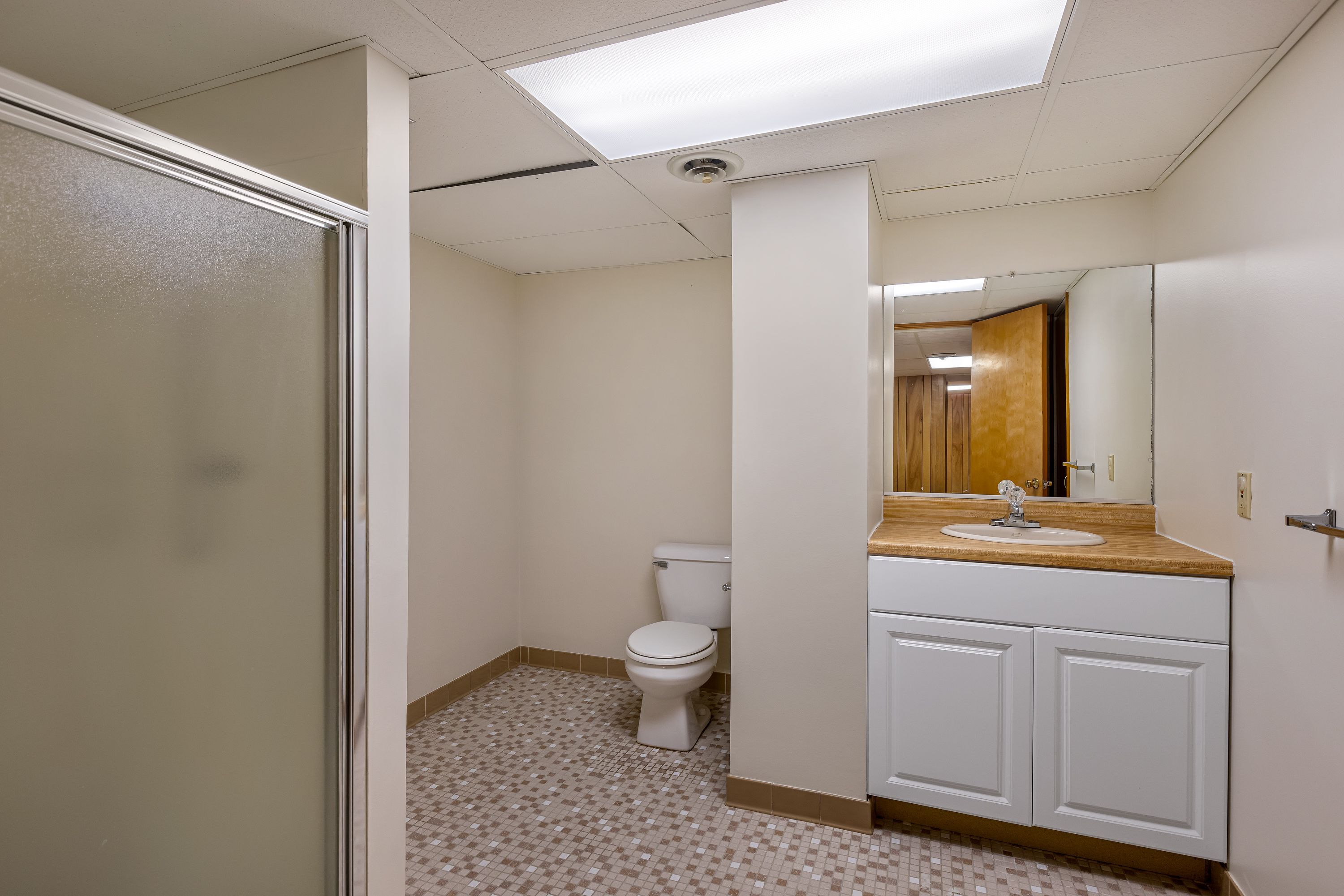 Bloomfield Township, Michigan 48302, United States, 4 Bedrooms Bedrooms, ,5 BathroomsBathrooms,Residential,Pending,81177