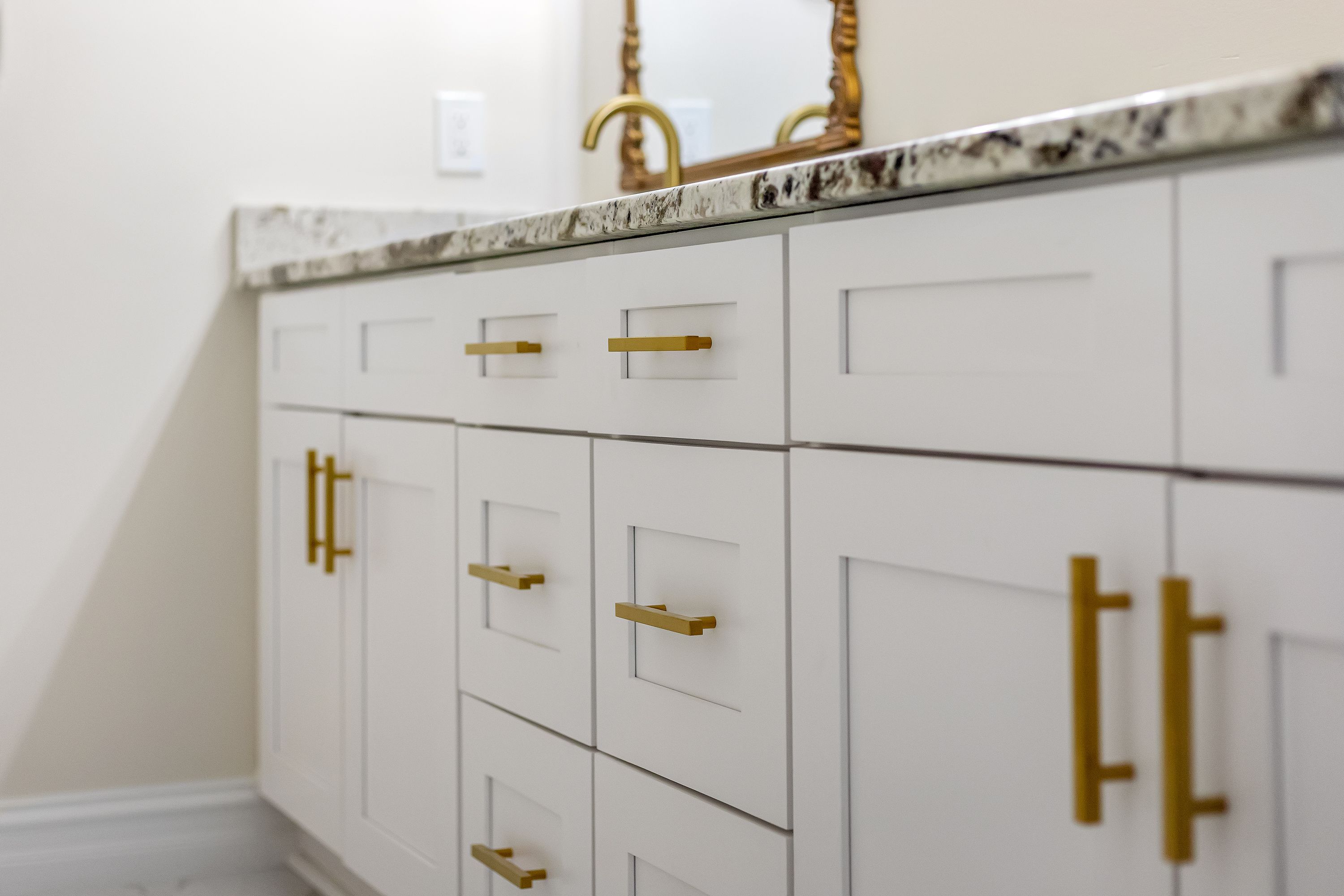 Bloomfield Township, Michigan 48302, United States, 4 Bedrooms Bedrooms, ,5 BathroomsBathrooms,Residential,Pending,81177