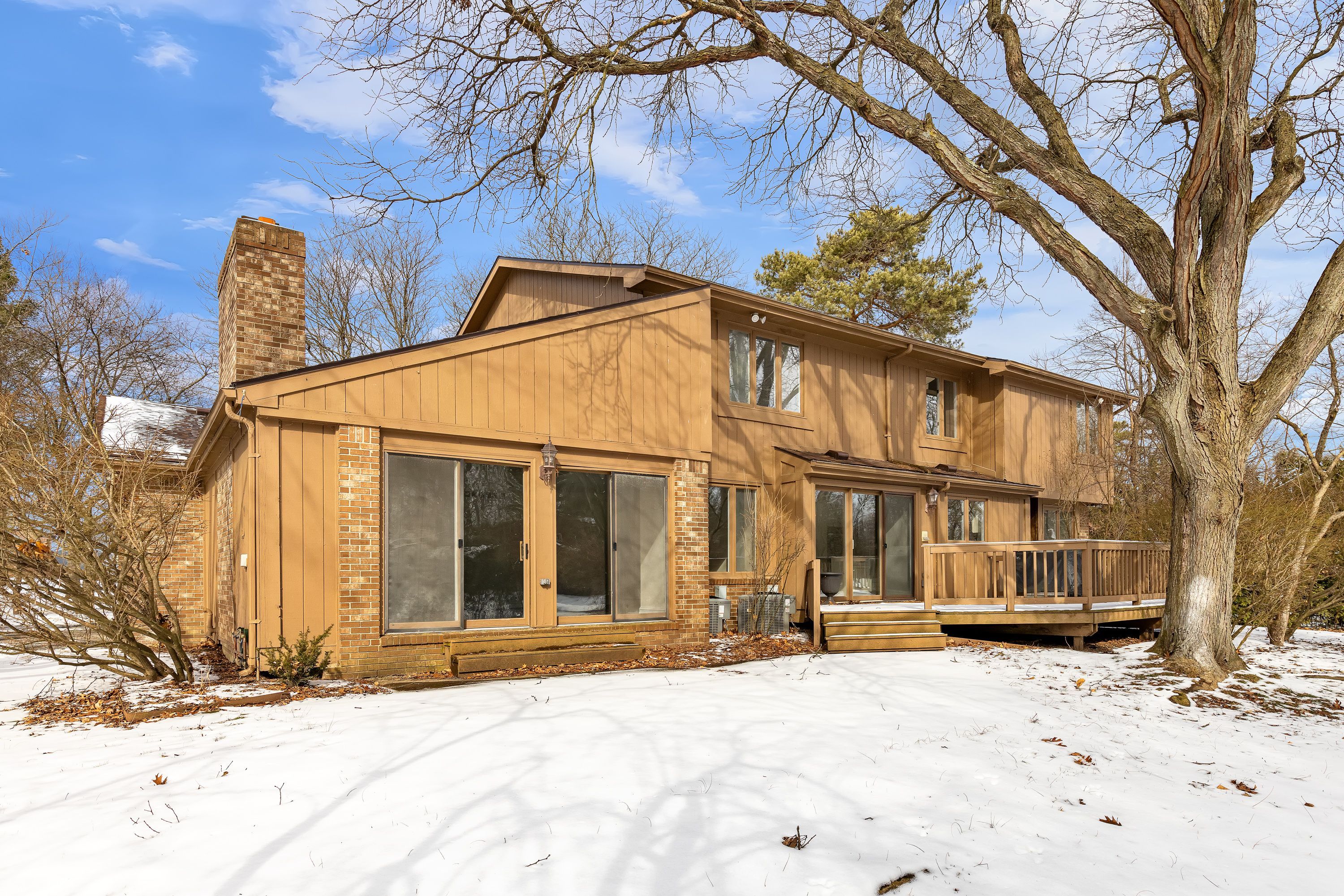 Bloomfield Township, Michigan 48302, United States, 4 Bedrooms Bedrooms, ,5 BathroomsBathrooms,Residential,Pending,81177