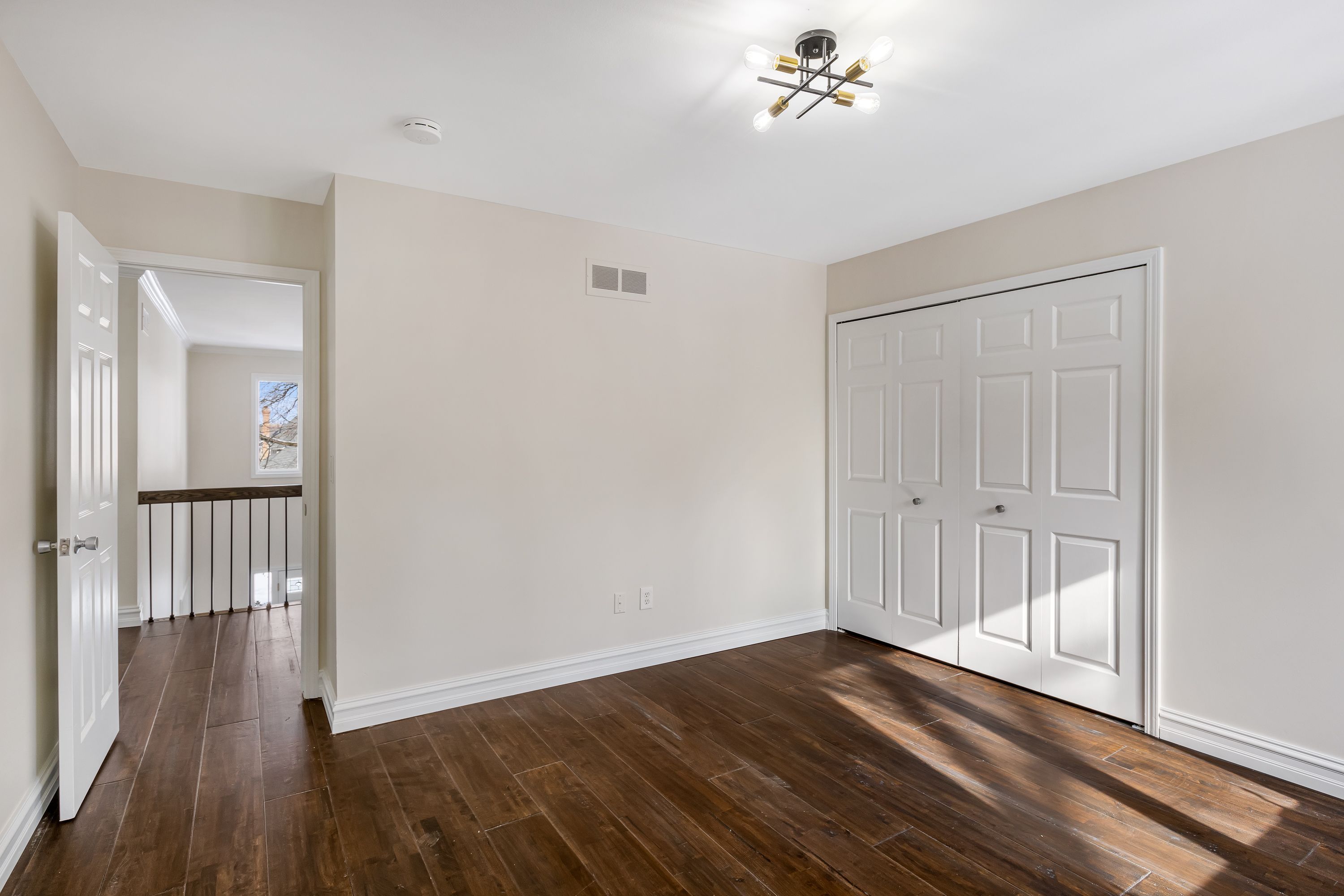 Bloomfield Township, Michigan 48302, United States, 4 Bedrooms Bedrooms, ,5 BathroomsBathrooms,Residential,Pending,81177