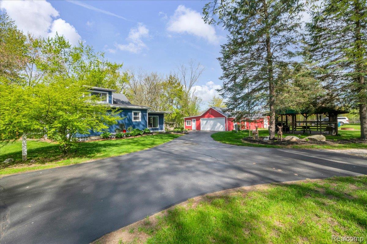 5610 Croswell Road