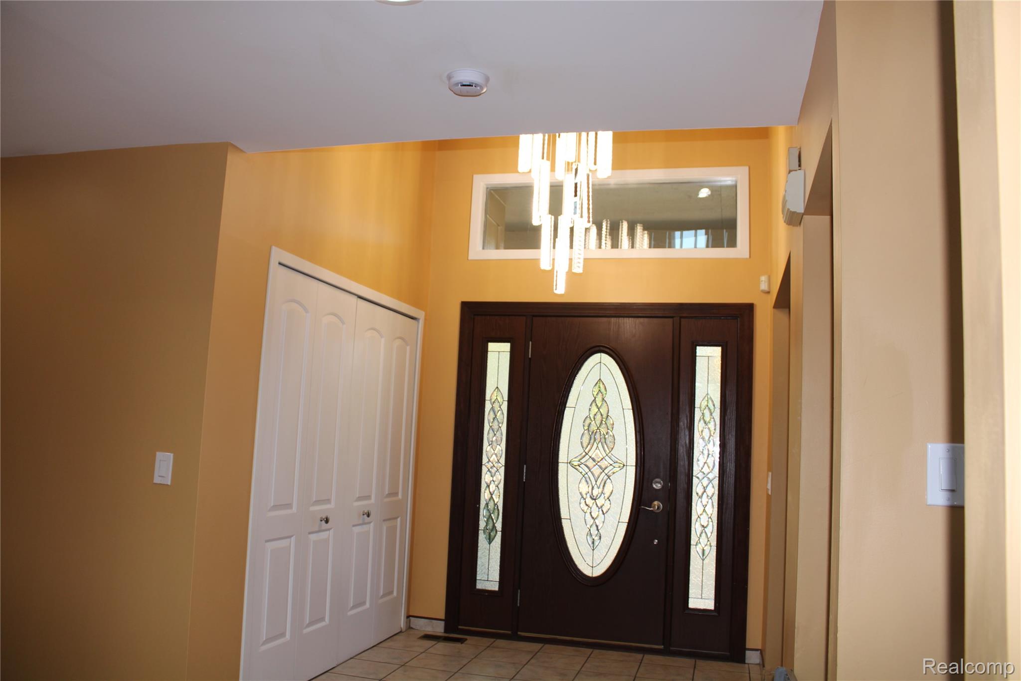 37731 E Stableview Drive E