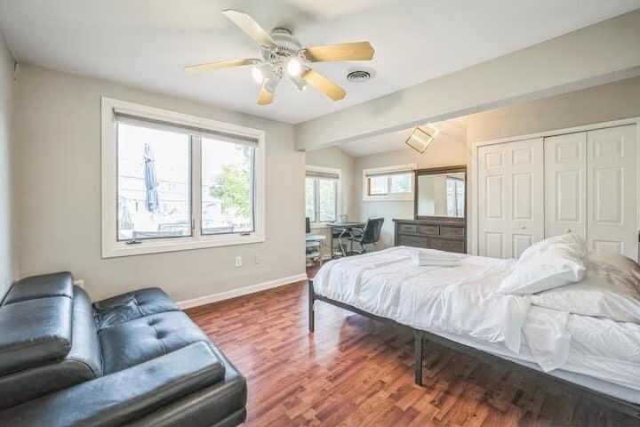 1400 Bamford Drive