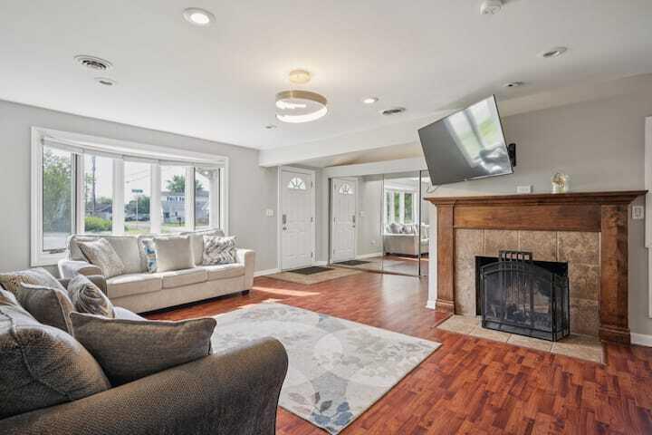 1400 Bamford Drive