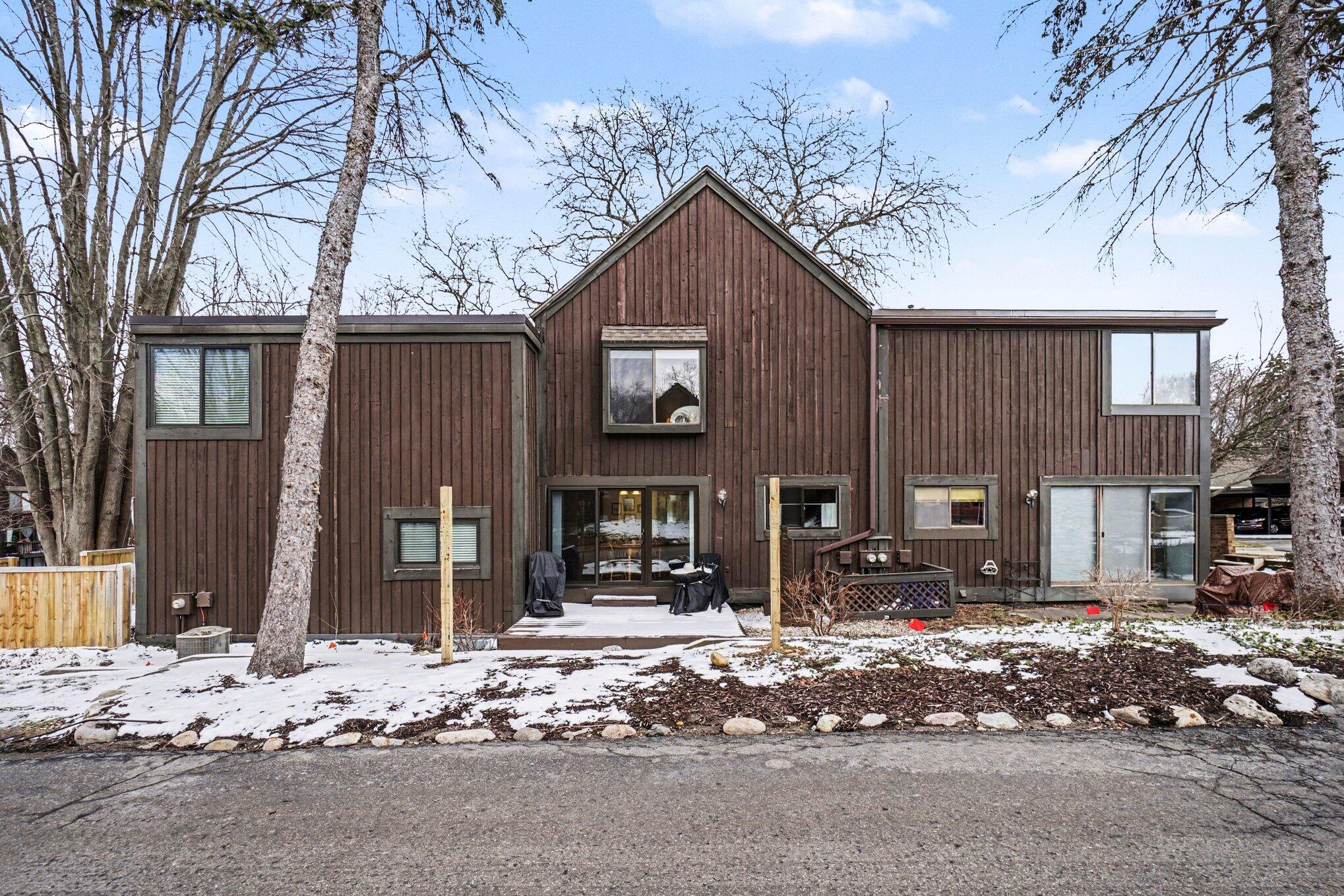 156 Carberry Hill Court