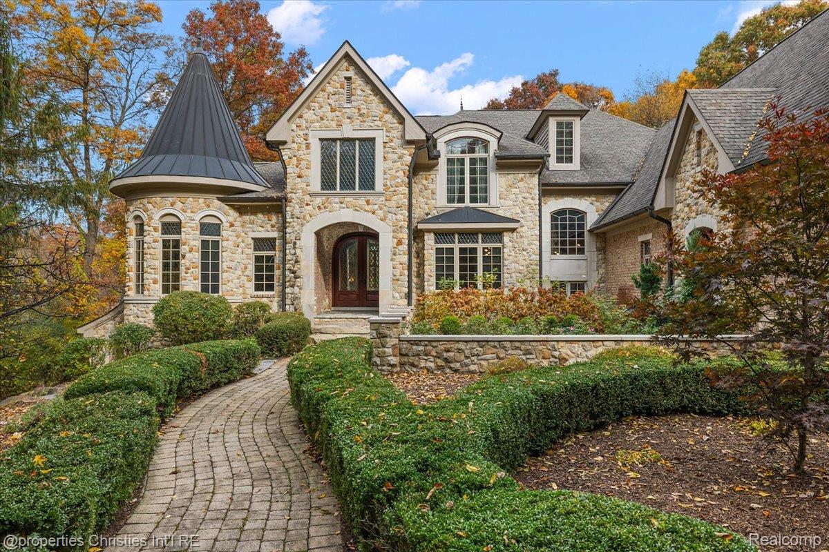 2541 Plum Creek Court