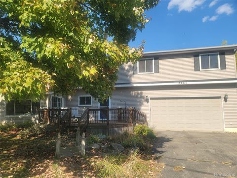 3860 Lawley Avenue Waterford Charter Township MI 48328