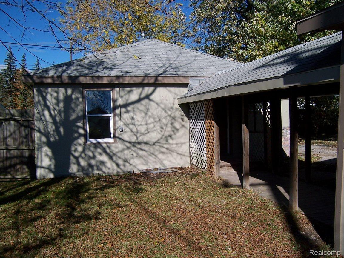 3255 Harrington Road