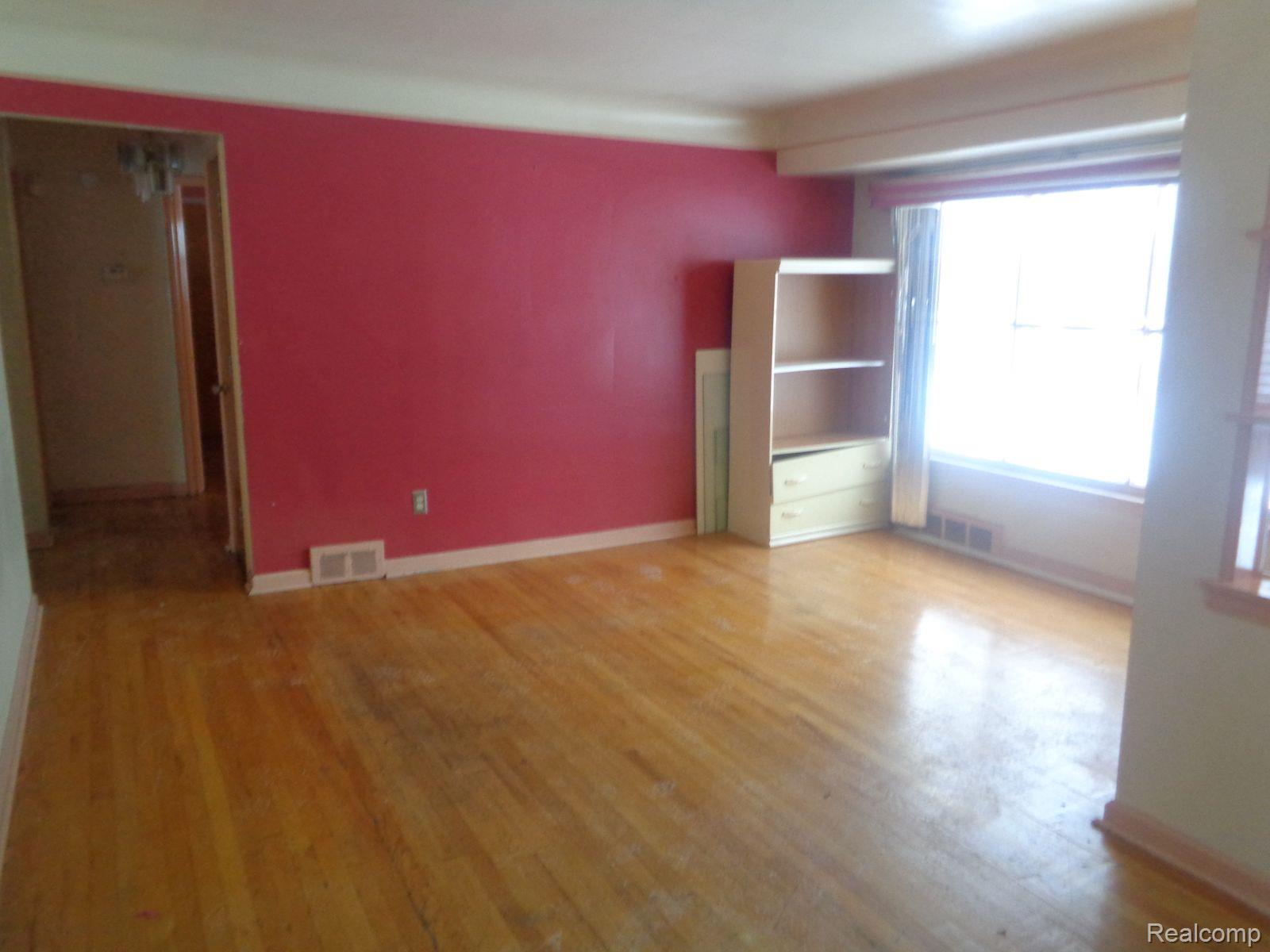 19695 Riverview Street