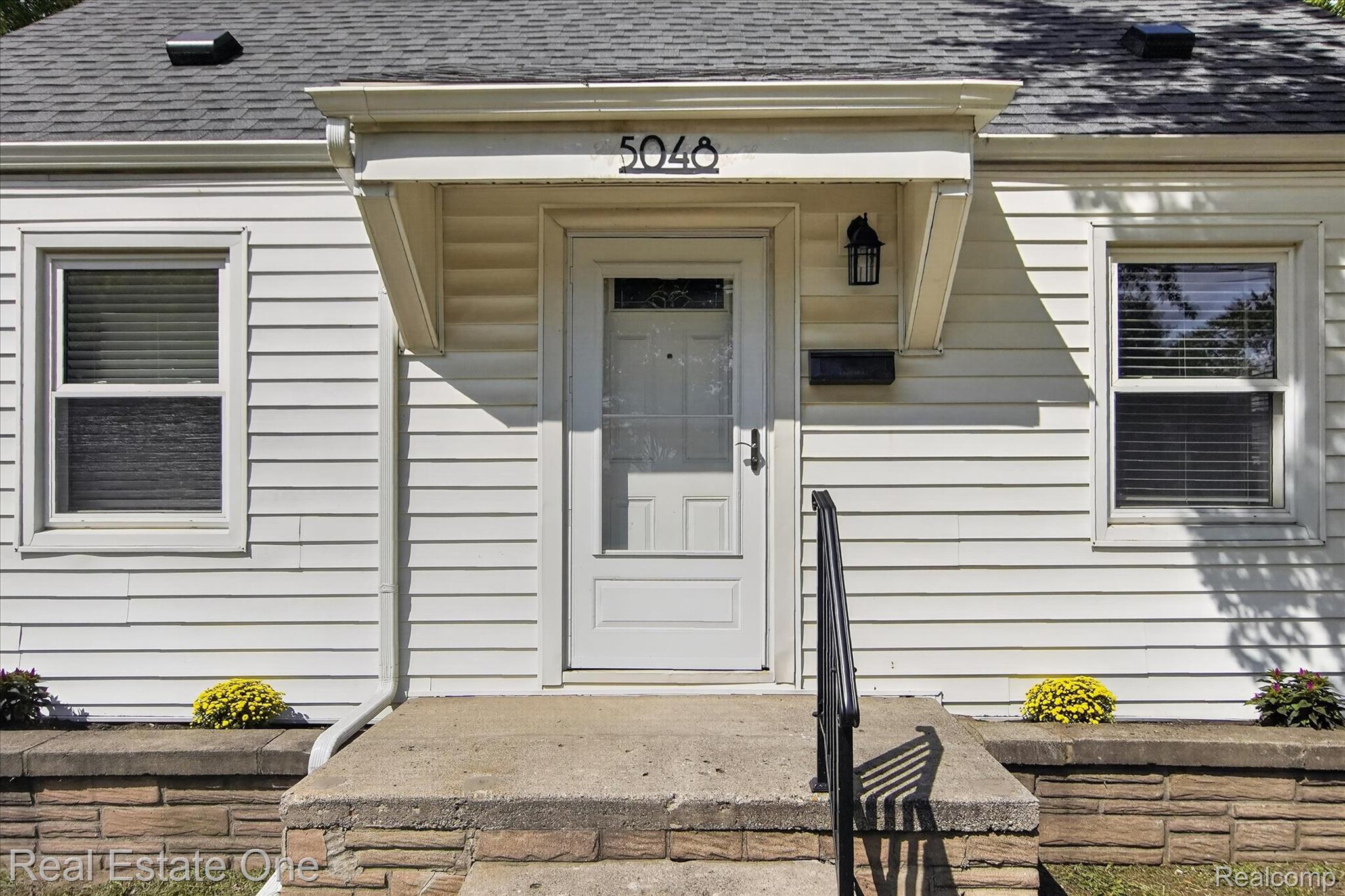5048 Howe Road