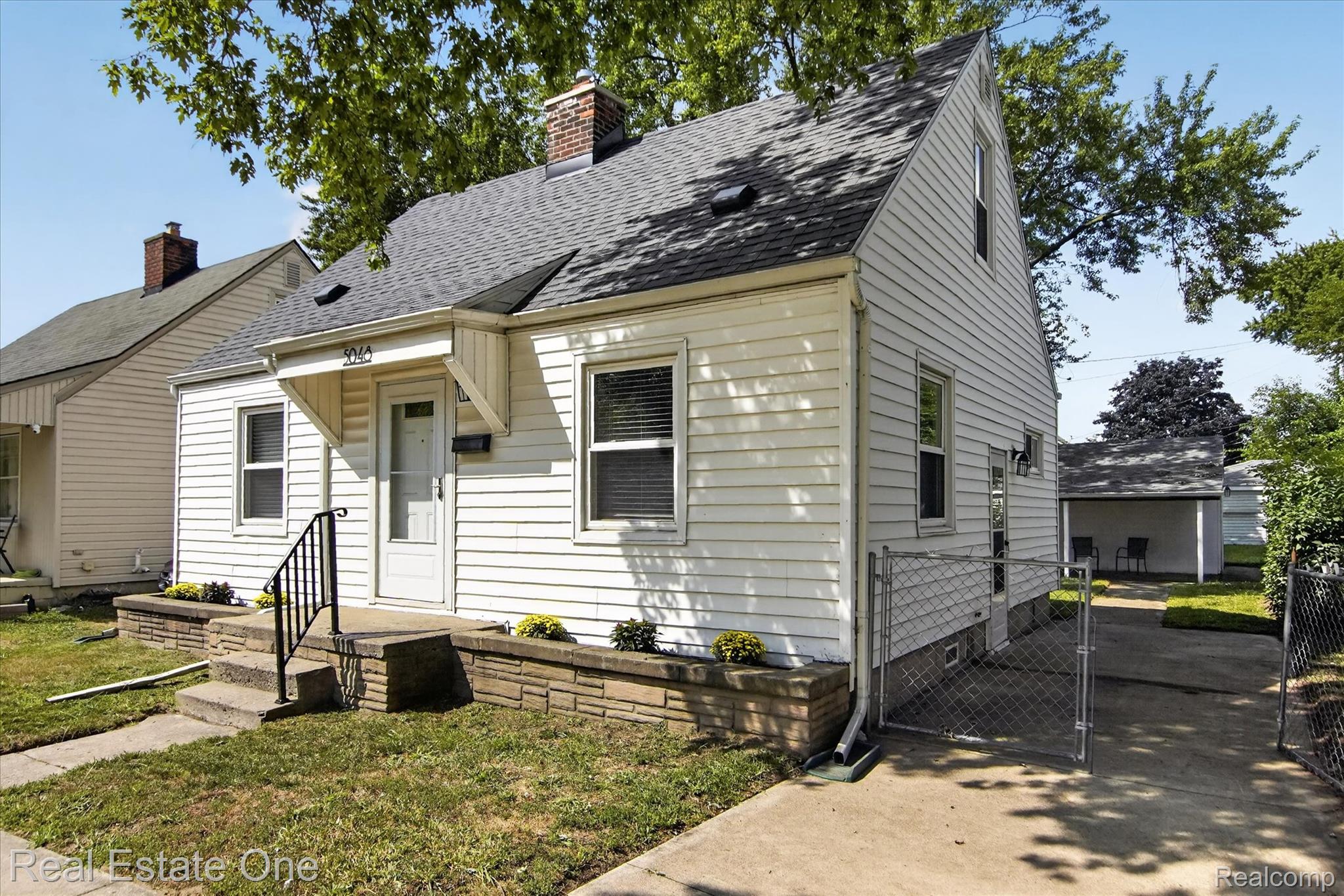 5048 Howe Road