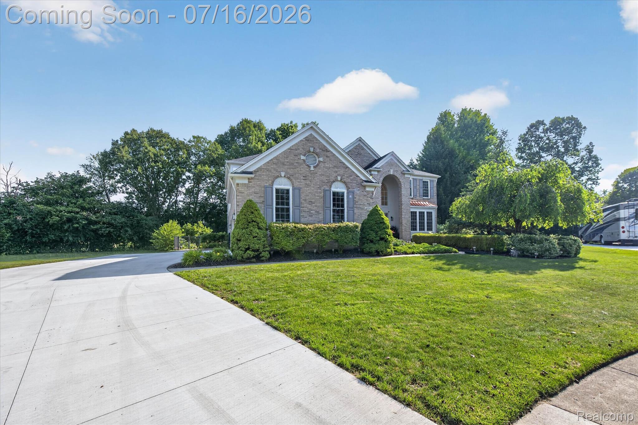 48560 Manhattan Circle