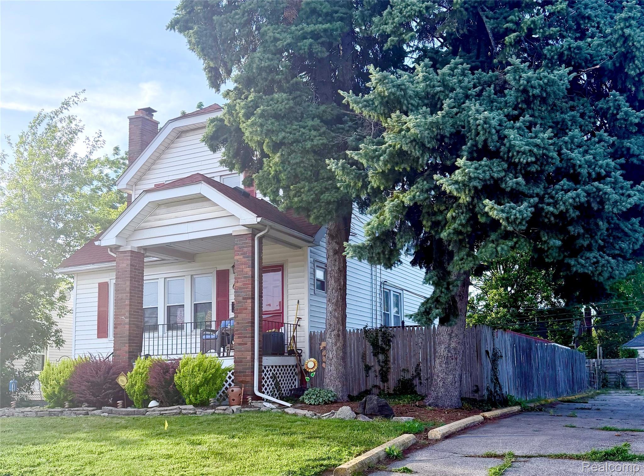 617 E Bennett Ave. Avenue