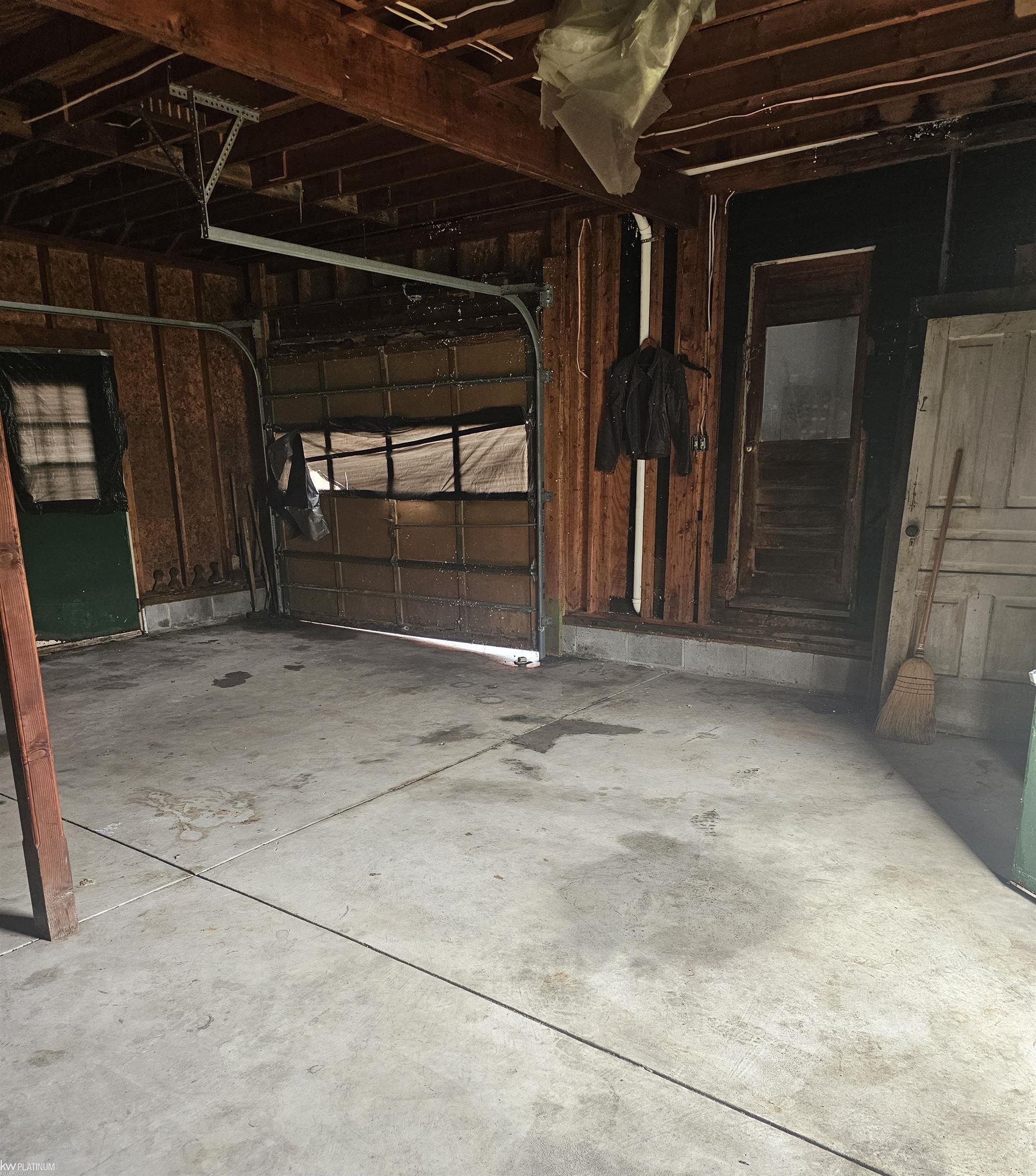 213 E Saint Clair Street