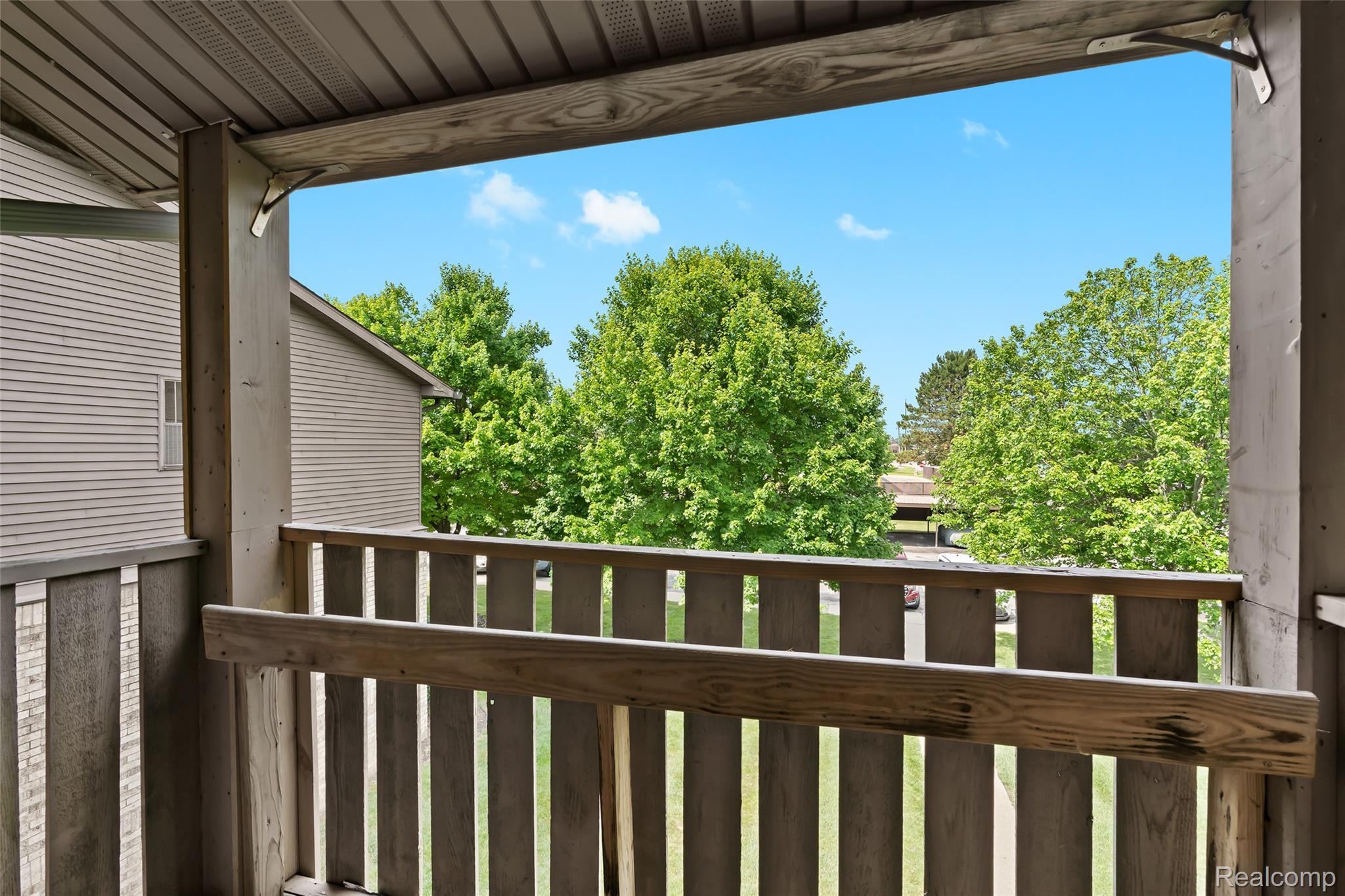 8709 Candlewood Trail