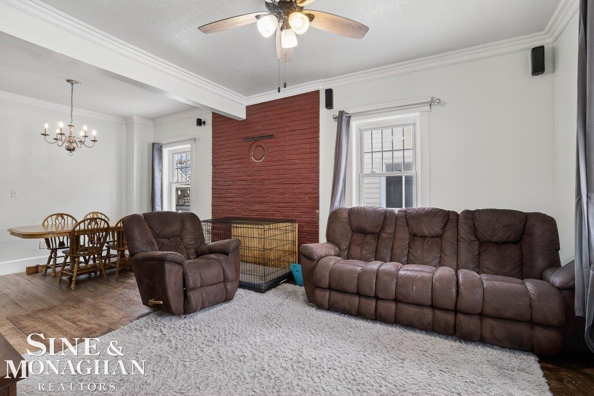 533 S Elizabeth Street