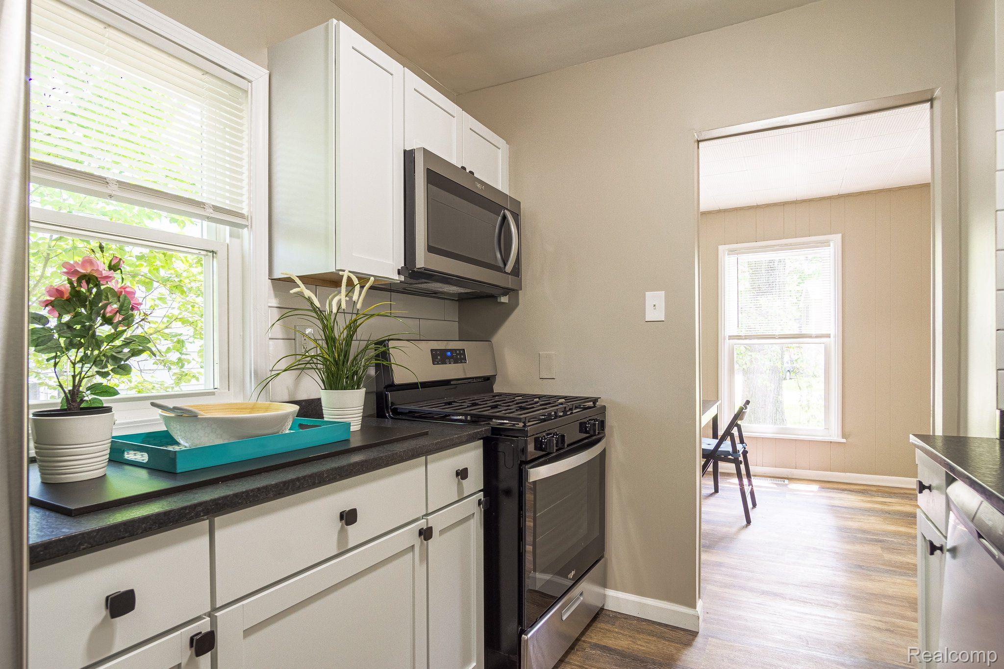 33824 RHONSWOOD Street